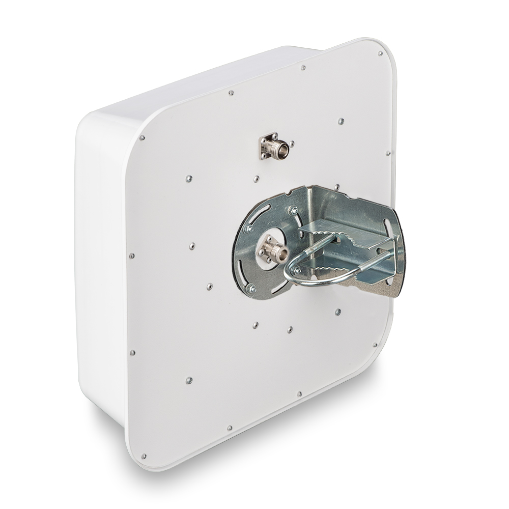 Широкополосная 2G/3G/4G MIMO антенна 15 дБи KAA15-700/2700